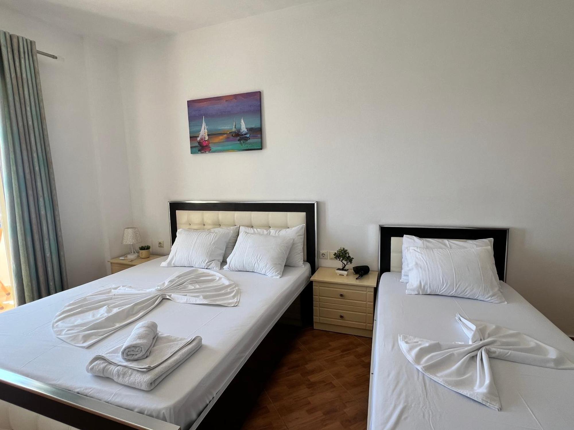 Bed and Breakfast Rock Star-Pllakat Саранда Экстерьер фото
